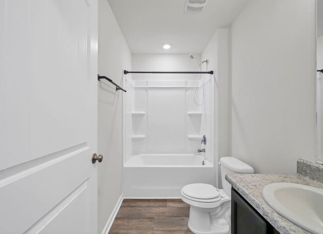 Building Photo - 1035 Limpkin St