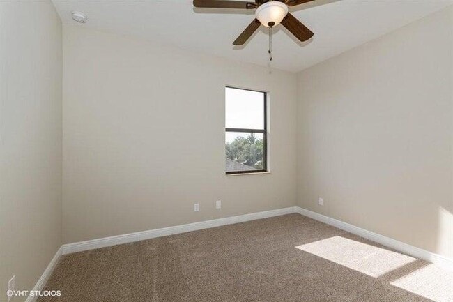 Building Photo - 1709 SW Catalonia St