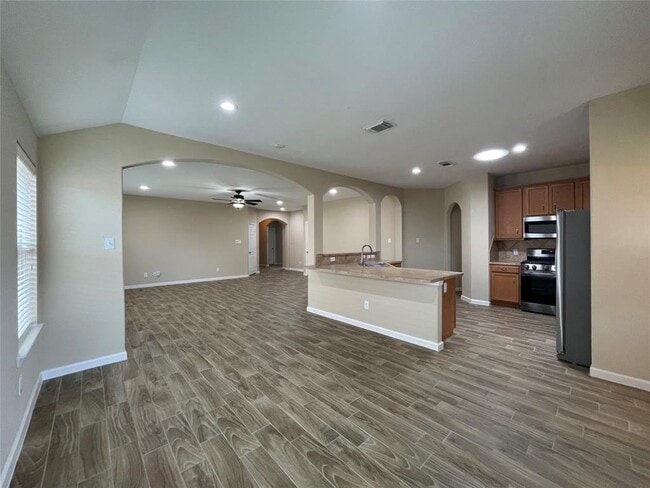 Building Photo - 6110 Moran Crest Dr