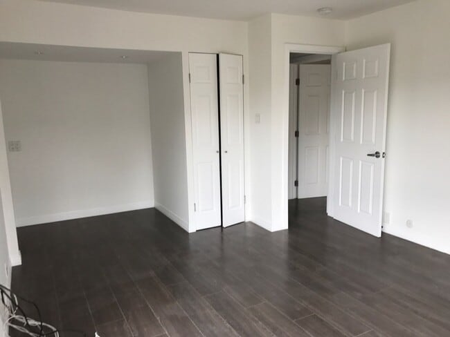 Building Photo - CALL TO BOOK!! Historic & Remodeled 2-Bedr...