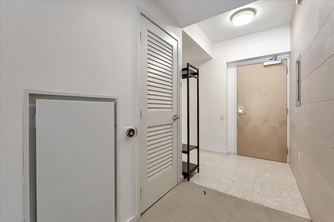 Building Photo - 350 11th Ave