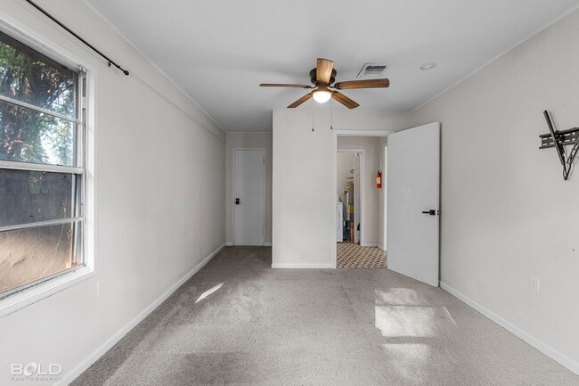 Building Photo - 101 Lillian St