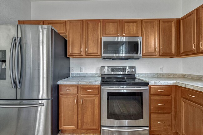 Building Photo - 7368 Prythania Park Dr