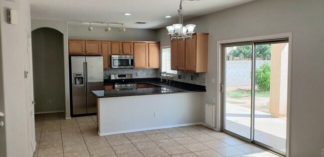Building Photo - Stunning Estates at the Spectrum!