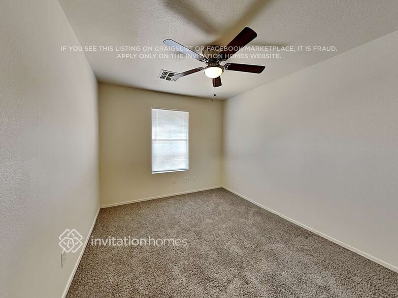 Building Photo - 828 W Roeser Rd