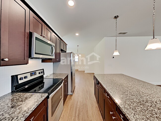 Building Photo - 179 Makenna Dr