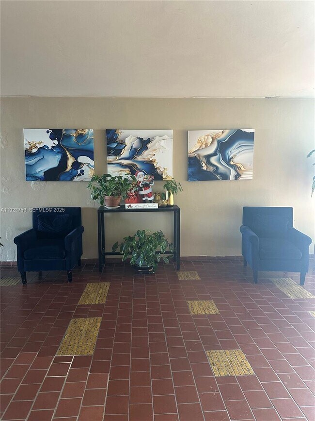 Building Photo - 1660 NE 191st St