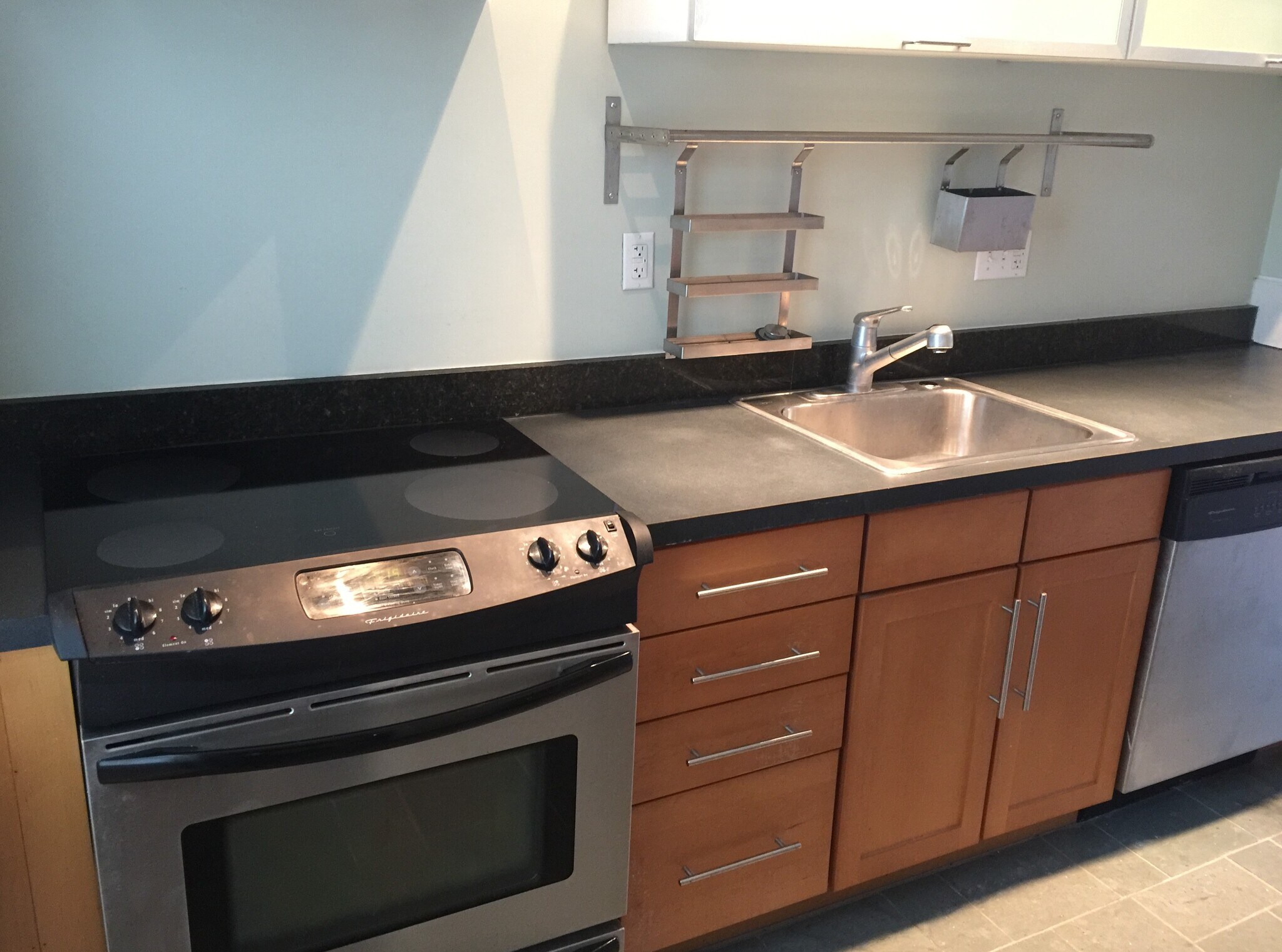 stainless appliances - 142 Humboldt Ave