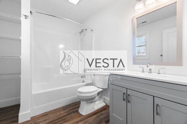 Building Photo - 12 Riddle Rd