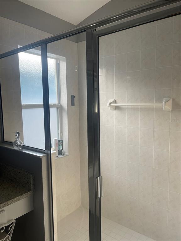 Building Photo - 15454 Markham Dr