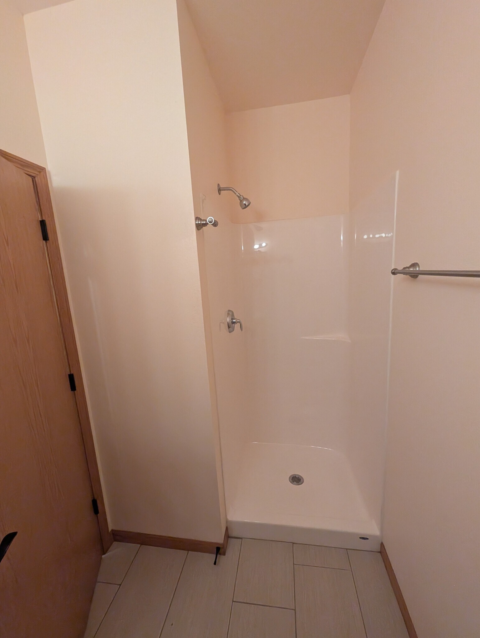 Building Photo - 6617 Scattergood Ln