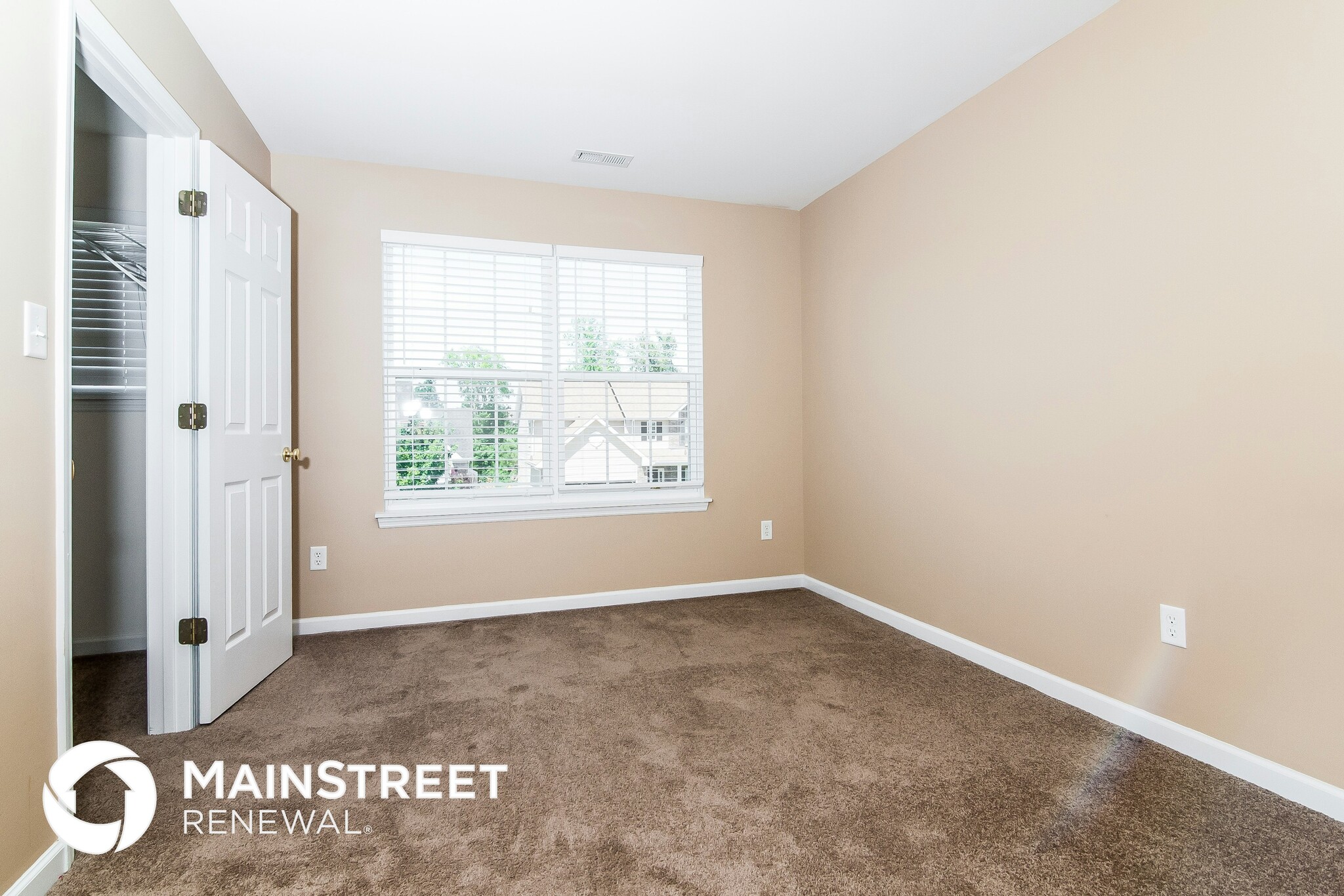 Building Photo - 231 Greengate Dr