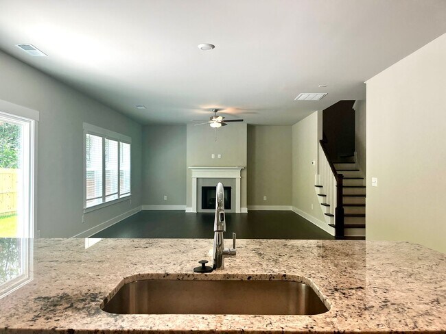 Building Photo - *MOVE IN SPECIAL 50% OFF FIRST MONTH'S RENT* 4 BR/2.5 BA New Construction with Attached Garage in...