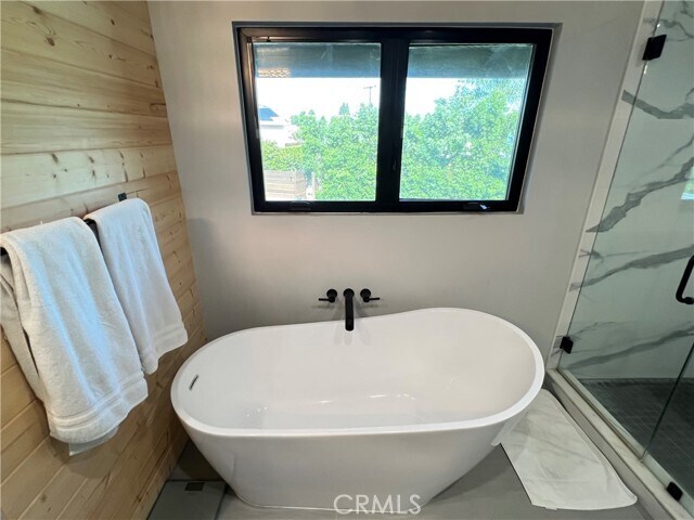 Building Photo - 2937 E Craig Dr