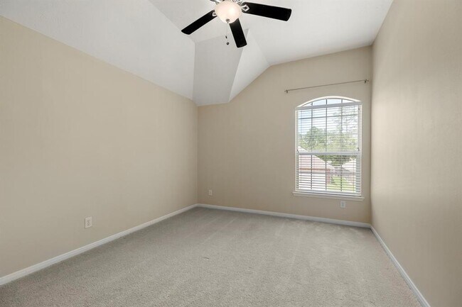 Building Photo - 6911 Autumn Rain Ln