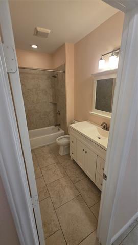 Building Photo - 3118 Roosevelt Ave