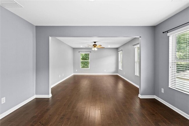Building Photo - 407 Aviary Ln