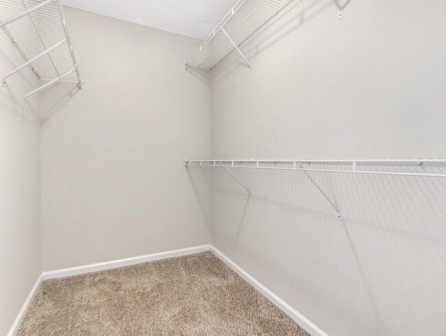 Building Photo - 4 Bed/2 Bathroom Home in Richmond Place