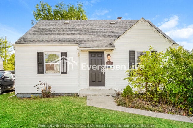 Building Photo - 2468 McGuffey Rd