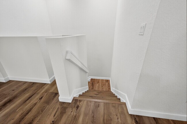 Building Photo - 10384 Wellington Parc Dr