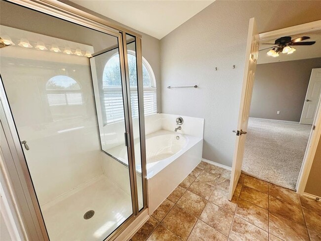 Building Photo - 1709 McClannahan Dr