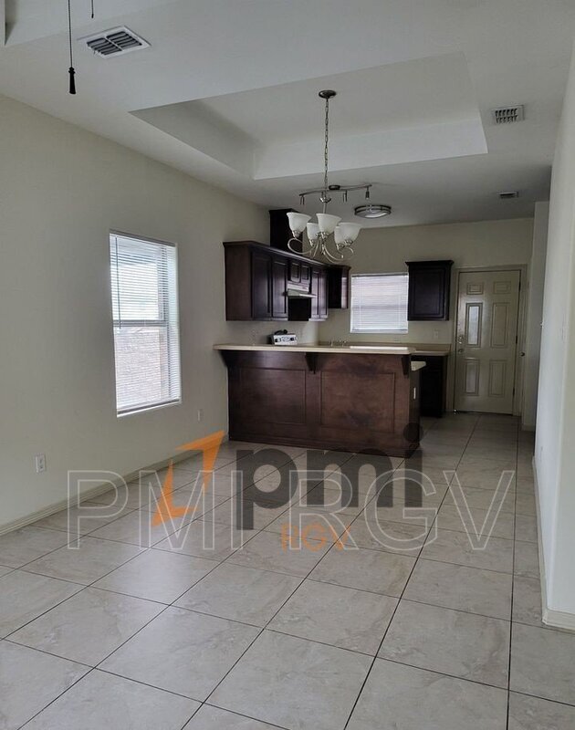 Building Photo - 403 N Lotto Ln