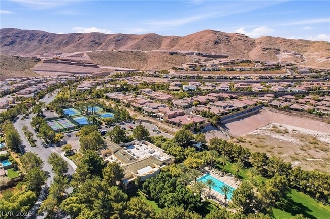 Building Photo - 11 Grand Masters Dr