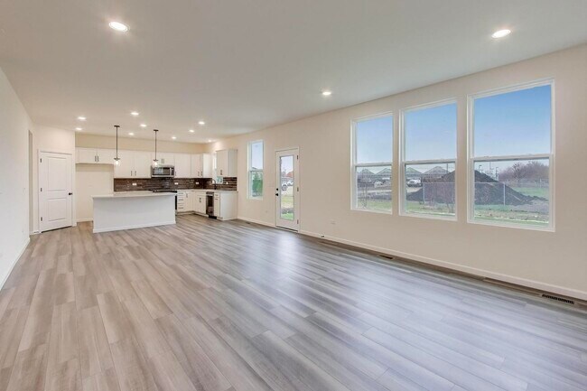 Building Photo - 2240 Bent Grass Wy