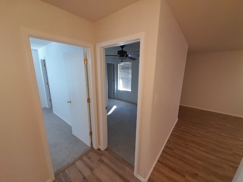 Building Photo - 4092 Sandia Vista Rd