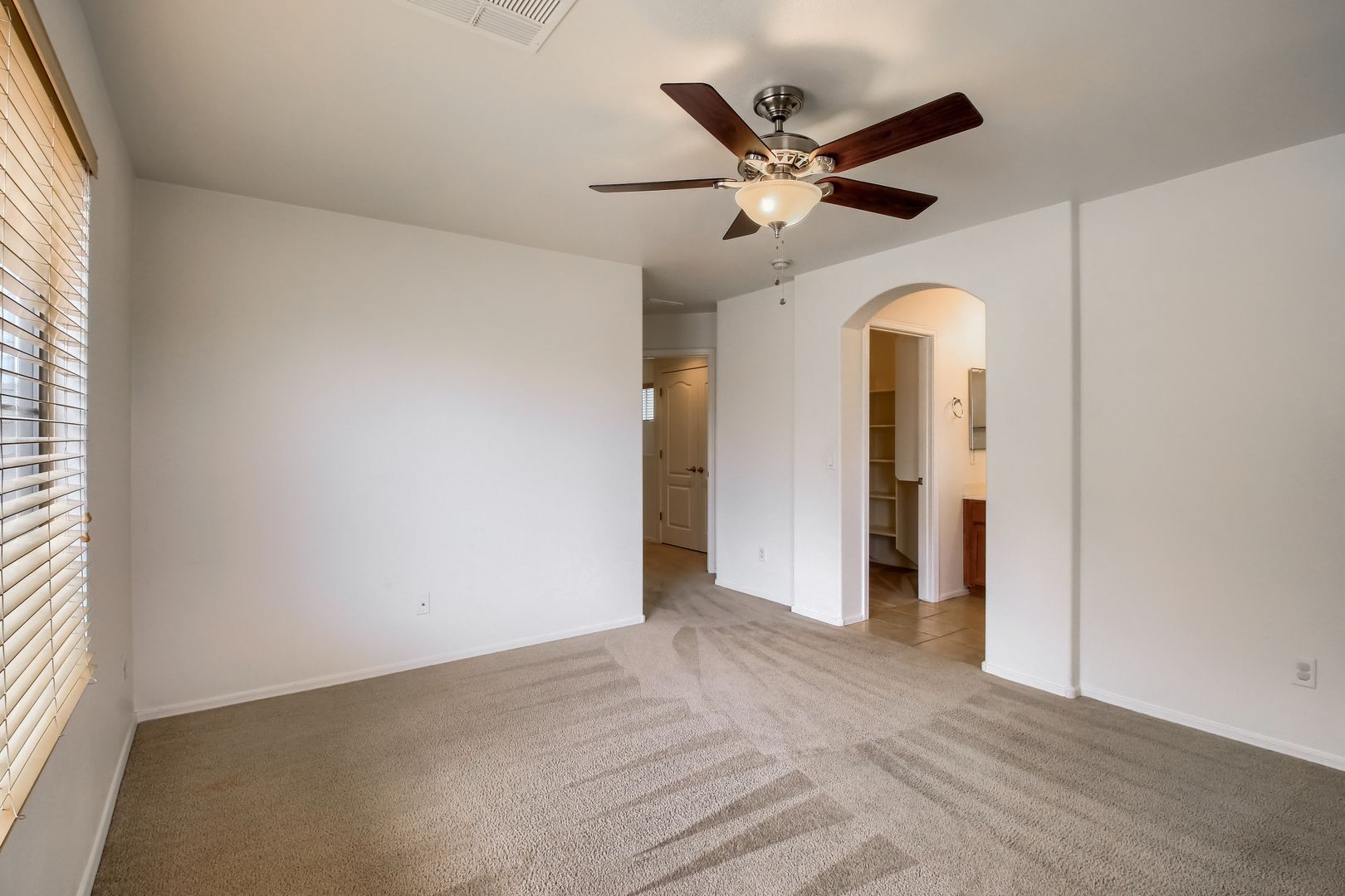 Building Photo - 3770 E Kristal Way