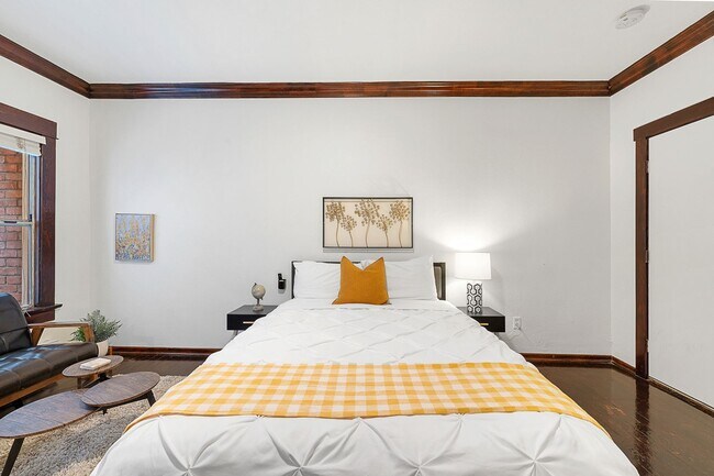Interior Photo - 330 Cedar Avenue