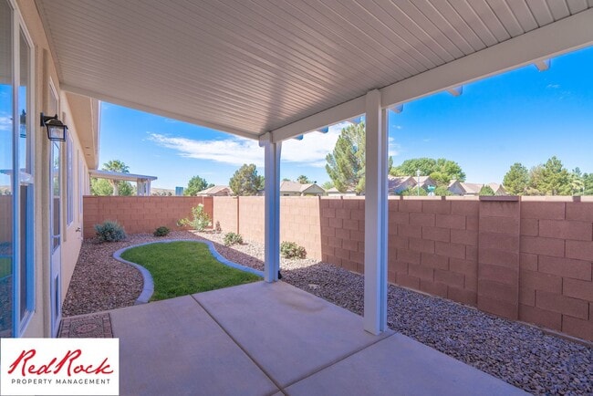 Building Photo - 2 Bedroom Townhome in Sky Ridge, Hurricane