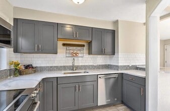 Building Photo - 4935 N Zuni St