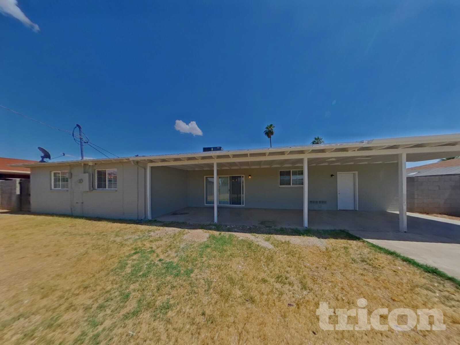 Building Photo - 5802 W Coolidge St