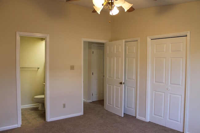 Building Photo - 6501 Habersham St