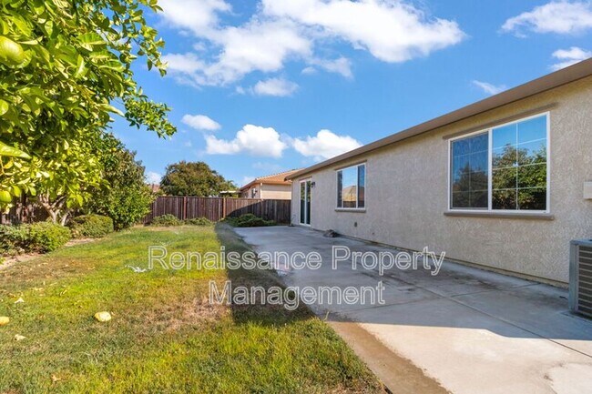 Building Photo - 4633 Appleglen St