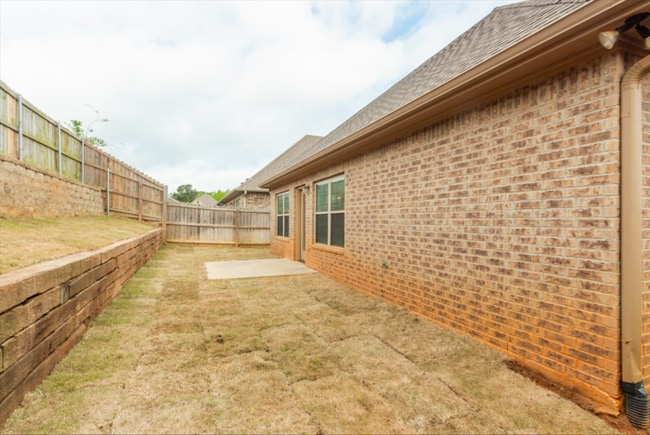 Building Photo - Available Now! Stunning 3 Bedroom 2 Bath Home in Whitehouse!
