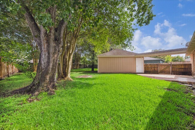 Building Photo - 13603 Woodchester Dr