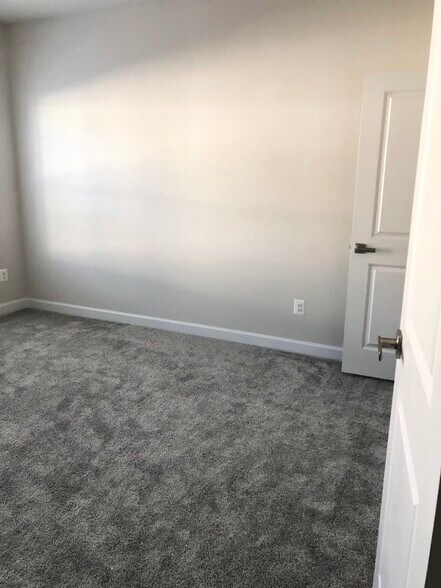Building Photo - 24602 Durindal Terrace