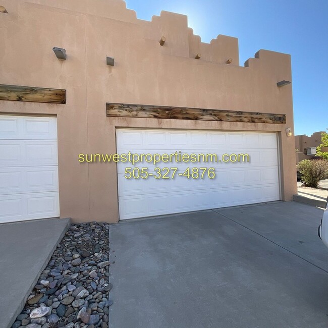 Building Photo - 3 Bedroom, 3 Bath, 2 Car Garage with Fenced Backyard Townhouse