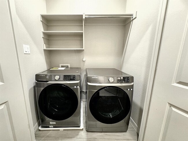 Building Photo - 4517 Bishop St