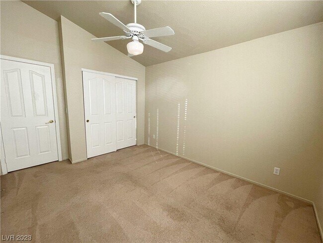Building Photo - 2104 Mountain Echo Ave