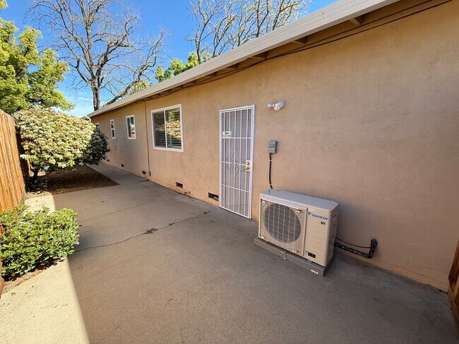 Building Photo - Two-bedroom with one car attached garage!