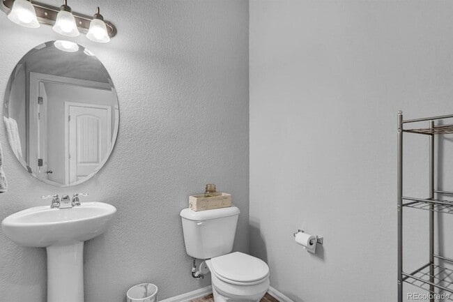 Building Photo - 7543 Red Fir Pt