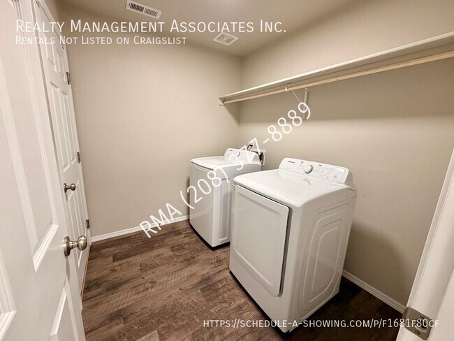 Building Photo - 487 W Screech Owl Dr