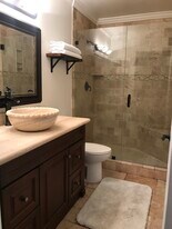 Building Photo - 4255 Las Virgenes Rd