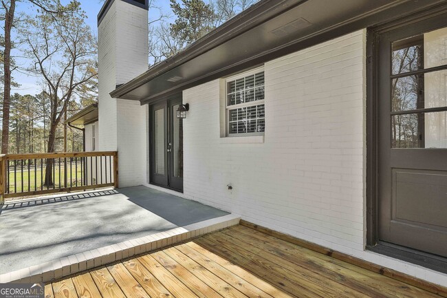 Building Photo - 2366 GA-92