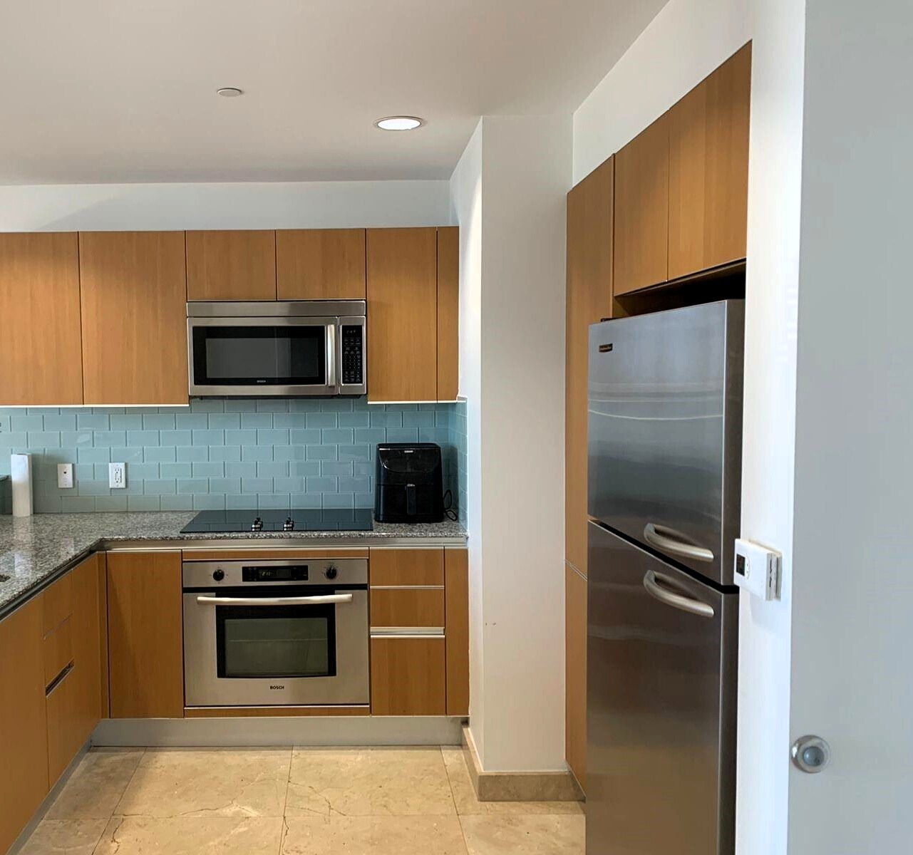 Building Photo - 1060 Brickell Ave