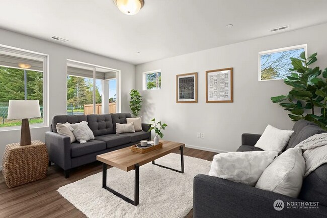 Building Photo - 7206 42nd Pl NE