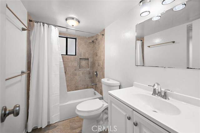 Building Photo - 1089 Baja St